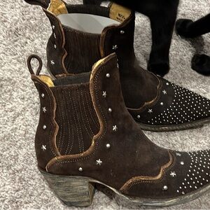 NEW Old Gringo Dark Brown Star-Studded Ankle Boots